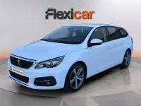 Usado Peugeot 308 SW Access 100 CV (73 kW) 2018 Blanco Familiar
