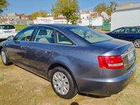 Usado Audi A6 140 CV (102 kW) 2006 Gris / plata Berlina