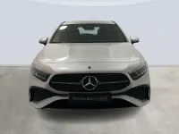Usado Mercedes A200 150 CV (110 kW) 2023 Gris plata