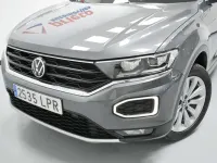 Usado VW T-Roc Advance 116 CV (85 kW) 2021 Gris SUV