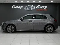 Usado Mercedes A250 218 CV (160 kW) 2025 Gris / plata Berlina