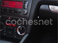 Usado Audi A3 Cabriolet Attraction 140 CV (102 kW) 2009 Rojo Descapotable