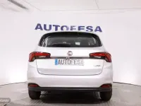 Usado Fiat Tipo 120 CV (88 kW) 2018 Plateado Familiar
