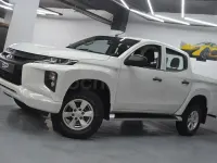 Usado Mitsubishi L200 150 CV (110 kW) 2022 Blanco Pickup/Camioneta