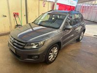 Usado VW Tiguan Advance 110 CV (80 kW) 2012 Gris SUV