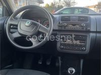 Usado Skoda Fabia Elegance 85 CV (62 kW) 2012 Blanco Utilitario