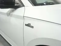 Usado Skoda Scala Monte Carlo 116 CV (85 kW) 2025 Blanco Utilitario