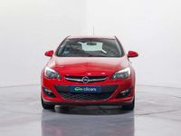 Usado Opel Astra Excellence 110 CV (80 kW) 2015 Rojo Utilitario