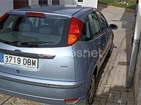 Usado Ford Focus Trend 100 CV (73 kW) 2004 Azul Berlina