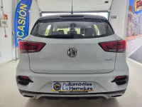 Usado MG ZS Luxury 106 CV (77 kW) 2022 Blanco SUV