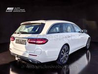 Usado Mercedes E300 320 CV (235 kW) 2021 Blanco Familiar