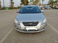 Usado Kia Ceed Active 115 CV (84 kW) 2007 Gris / plata Utilitario
