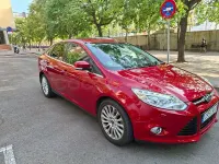 Usado Ford Focus Titanium 150 CV (110 kW) 2012 Granate Berlina