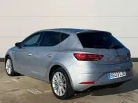 Usado Seat Leon XCELLENCE 130 CV (95 kW) 2020 Gris / plata Berlina
