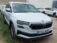 Usado Skoda Karoq Ambition 116 CV (85 kW) 2023 Blanco SUV