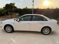 Usado Seat Exeo Reference 120 CV (88 kW) 2011 Blanco Berlina