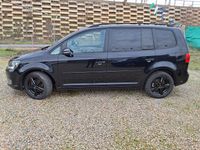 Usado VW Touran 105 CV (77 kW) 2010 Negro Monovolumen
