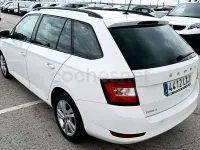 Usado Skoda Fabia Ambition 95 CV (69 kW) 2022 Blanco Utilitario