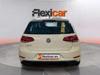 Usado VW Golf VII 115 CV (84 kW) 2019 Beige Berlina