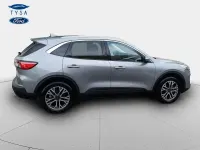 Begagnad Ford Kuga Titanium 225 HK (165 kW) 2022 Grå SUV