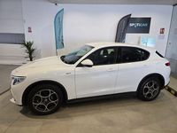 Usado Alfa Romeo Stelvio Sprint 190 CV (139 kW) 2021 Blanco SUV