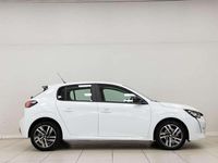Usado Peugeot 208 Active 75 CV (55 kW) 2023 Blanco Utilitario