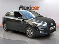 Usado Hyundai i20 100 CV (73 kW) 2018 Negro Berlina