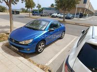 Usado Peugeot 206 Roland Garros 110 CV (80 kW) 2003 Azul Descapotable