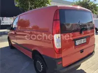 Usado Mercedes Vito Marco Polo 88 CV (64 kW) 2014 Rojo Van