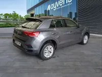 Usado VW T-Roc Edition 116 CV (85 kW) 2021 Gris SUV