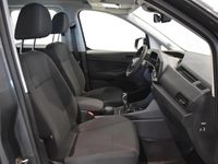 Usado VW Caddy 102 CV (75 kW) 2025 Gris/plata Monovolumen