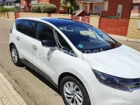Usado Renault Espace Zen 160 CV (117 kW) 2016 Blanco Monovolumen