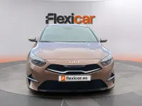 Usado Kia Ceed 101 CV (74 kW) 2023 Beige Utilitario