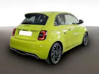Nuevo Abarth 500e Turismo 113 kW (154 CV) 2025 Verde acido Utilitario
