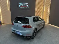 Usado VW Golf VII GTI 290 CV (213 kW) 2019 Gris / plata Berlina