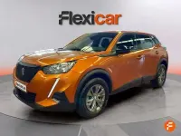 Usado Peugeot 2008 Active 130 CV (95 kW) 2023 Naranja SUV