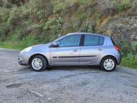 Usado Renault Clio II Authentique 75 CV (55 kW) 2011 Utilitario