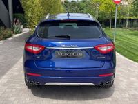 Usado Maserati Levante GranLusso 350 CV (257 kW) 2017 Azul SUV