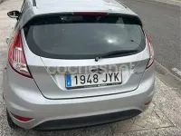 Usado Ford Fiesta Titanium 95 CV (69 kW) 2017 Gris / plata Utilitario