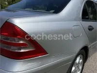 Usado Mercedes C200 Classic 163 CV (119 kW) 2000 Negro Berlina