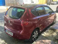 Usado Seat Altea Reference 102 CV (75 kW) 2005 Granate Monovolumen