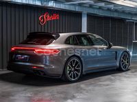 Usado Porsche Panamera Sport Turismo 462 CV (339 kW) 2018 Gris / plata Familiar