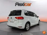 Usado VW Touran Advance 115 CV (84 kW) 2020 Blanco Monovolumen