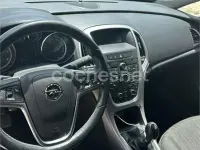 Usado Opel Astra Enjoy 110 CV (80 kW) 2011 Blanco Berlina