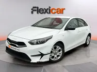 Usado Kia Ceed 101 CV (74 kW) 2021 Blanco Utilitario