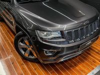 Usado Jeep Grand Cherokee Overland 250 CV (183 kW) 2014 Gris / plata SUV