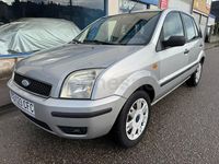 Usado Ford Fusion 68 CV (50 kW) 2003 Gris / plata Utilitario