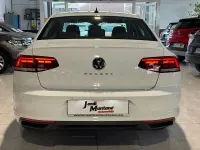 Usado VW Passat 122 CV (89 kW) 2021 Blanco Berlina