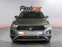 Usado VW T-Roc Life 116 CV (85 kW) 2024 Gris SUV