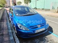 Usado Peugeot 307 110 CV (80 kW) 2004 Azul Familiar